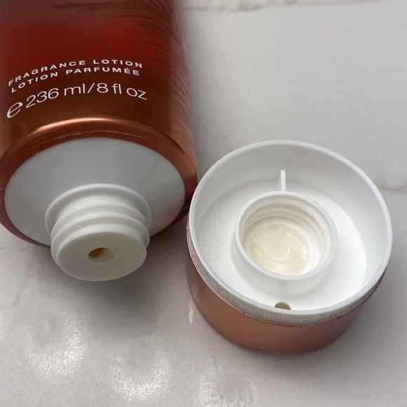 Victoria secret VS love spell sun kissed Lotion half used. in great condition - Picture 6 of 6